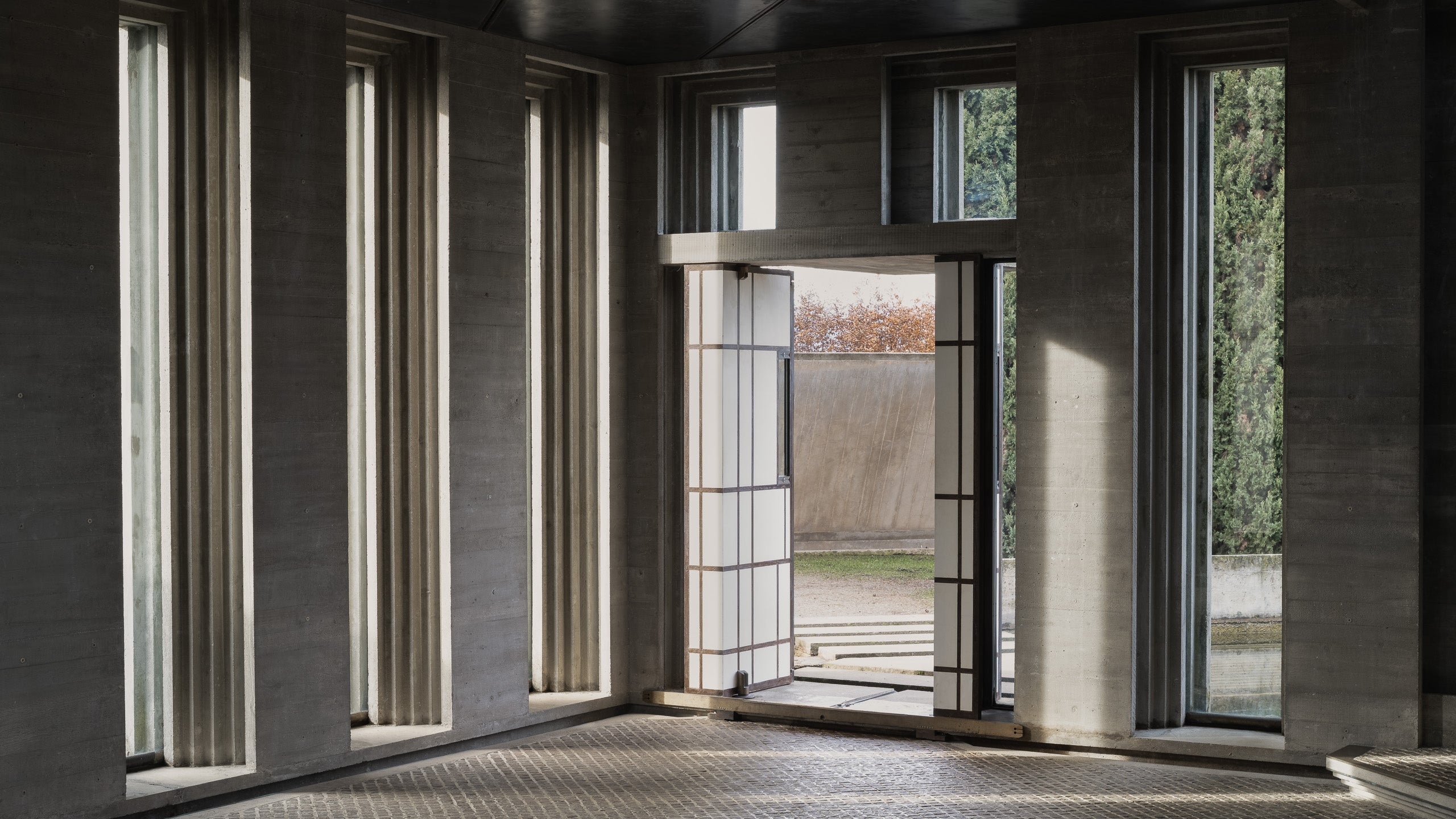 Colonnes Tomba Brion Carlo Scarpa beton geometrique